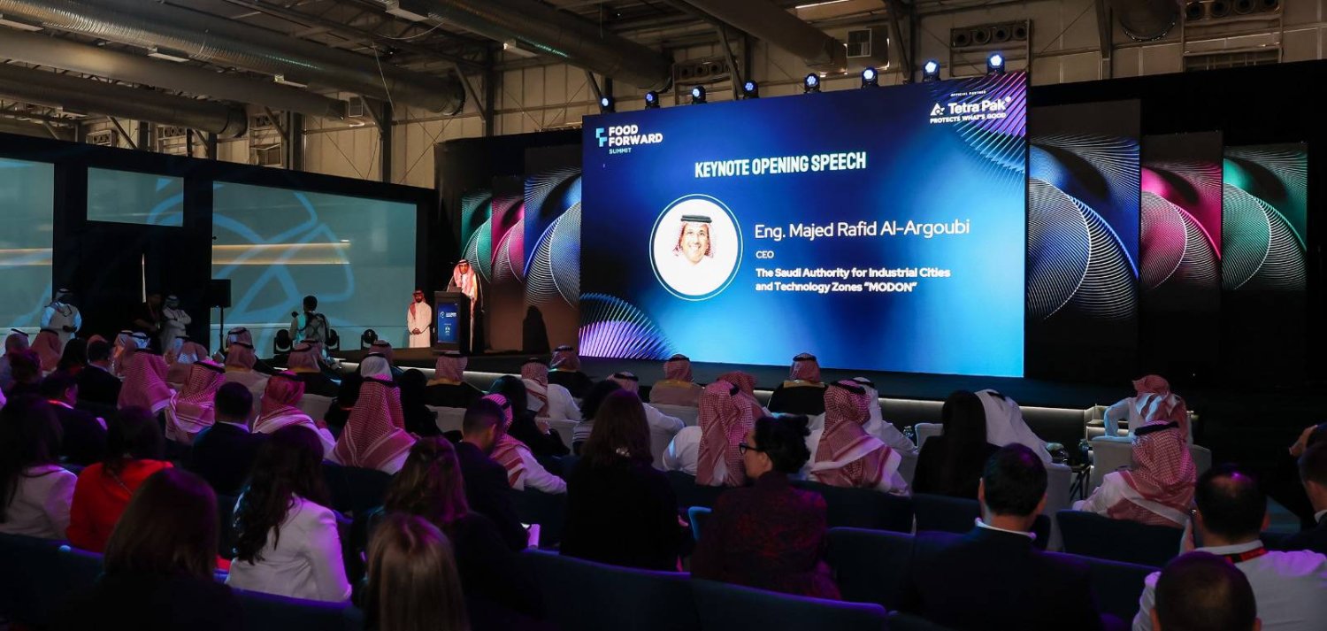 الرئيس التنفيذي لـ«مدن» متحدثاً خلال افتتاح معرض «سعودي فود للتصنيع» (الشرق الأوسط)
