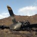 حطام زعم الحوثيون أنه لطائرة أميركية من دون طيار أسقطوها في صعدة حيث معقلهم الرئيسي (إ.ب.أ)