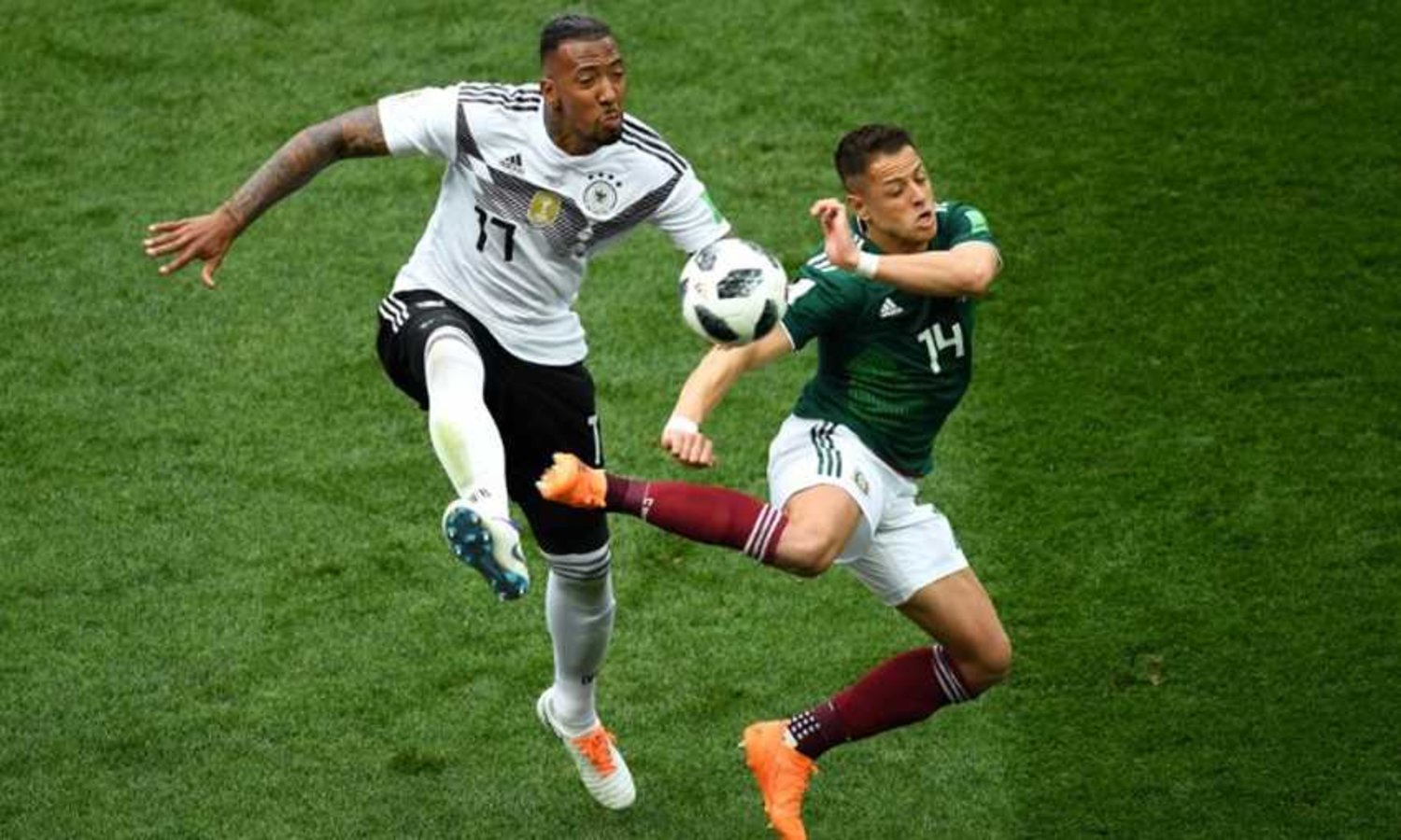 خسارة مفاجئة لألمانيا في افتتاح مبارياتها في كأس العالم (رويترز)