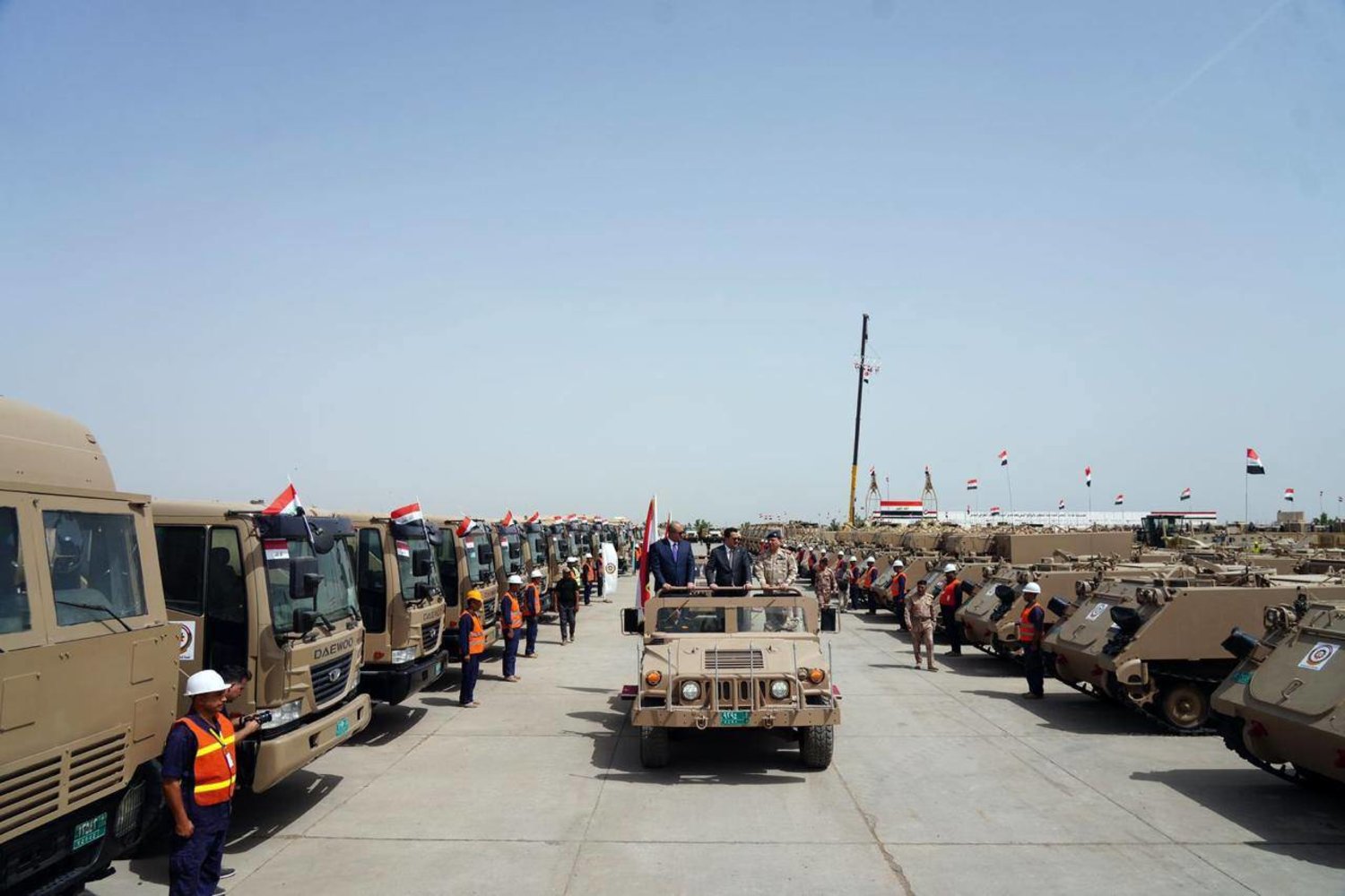صورة نشرها مكتب رئاسة الوزراء العراقي من إطلاق حملة «قادة النصر» للتصليح