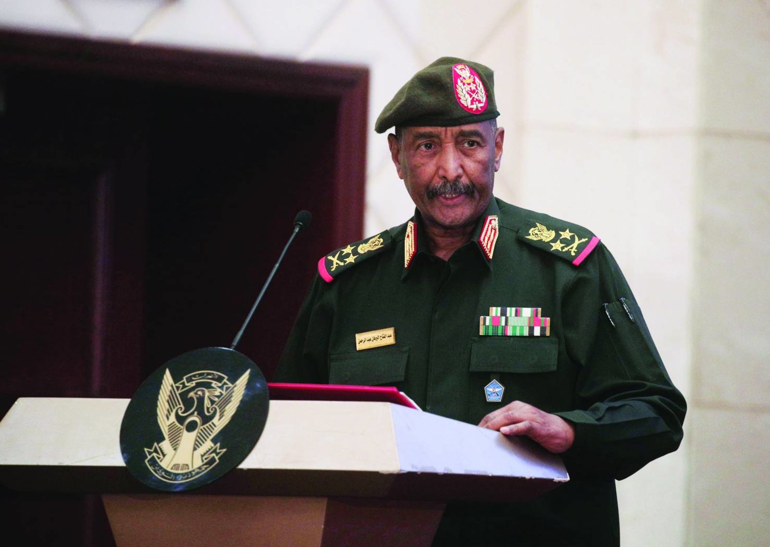 قائد الجيش السوداني الفريق البرهان (أ.ب)