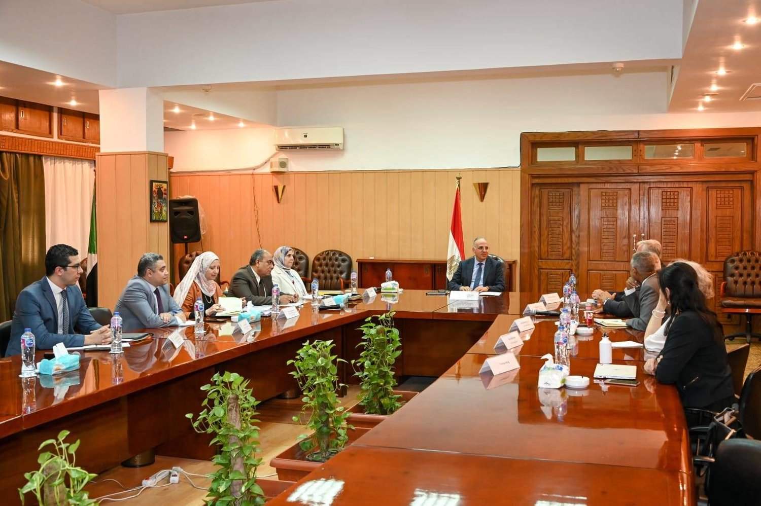 وزير الري المصري يبحث تعزيز التعاون مع «الفاو» في مجال المياه (مجلس الوزراء المصري)