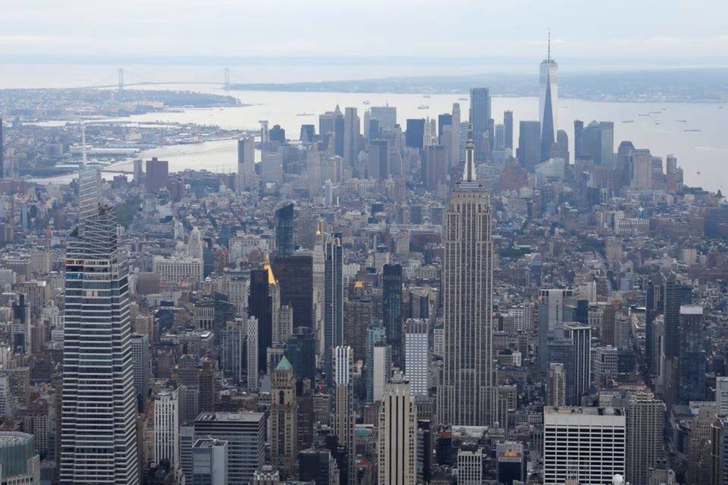 منظر جوي لضاحية مانهاتن في مدينة نيويورك الأميركية (رويترز)