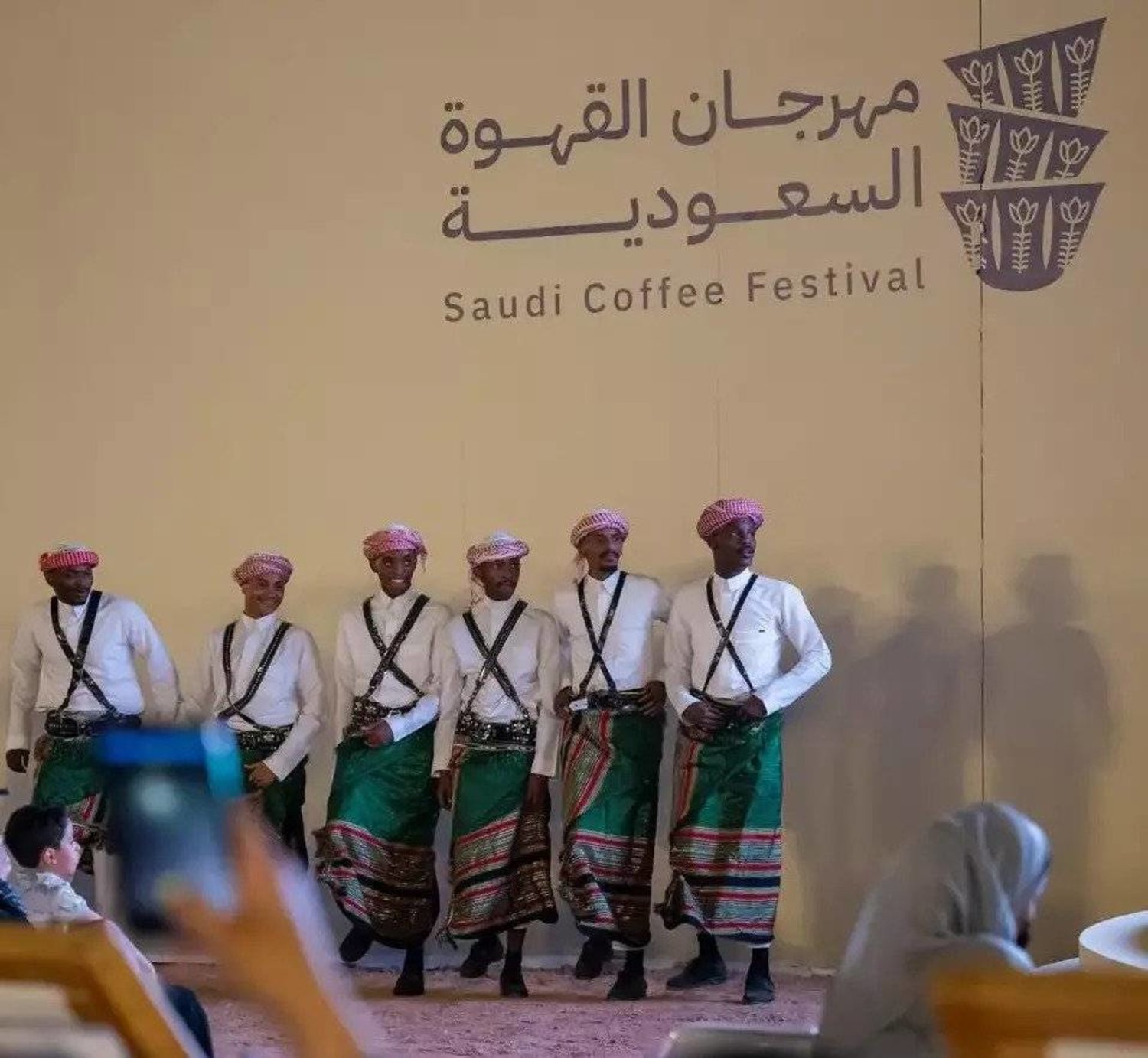 تحظى القهوة السعودية باهتمام كبير من السعوديين لكونها المشروب الوطني للبلاد (واس)