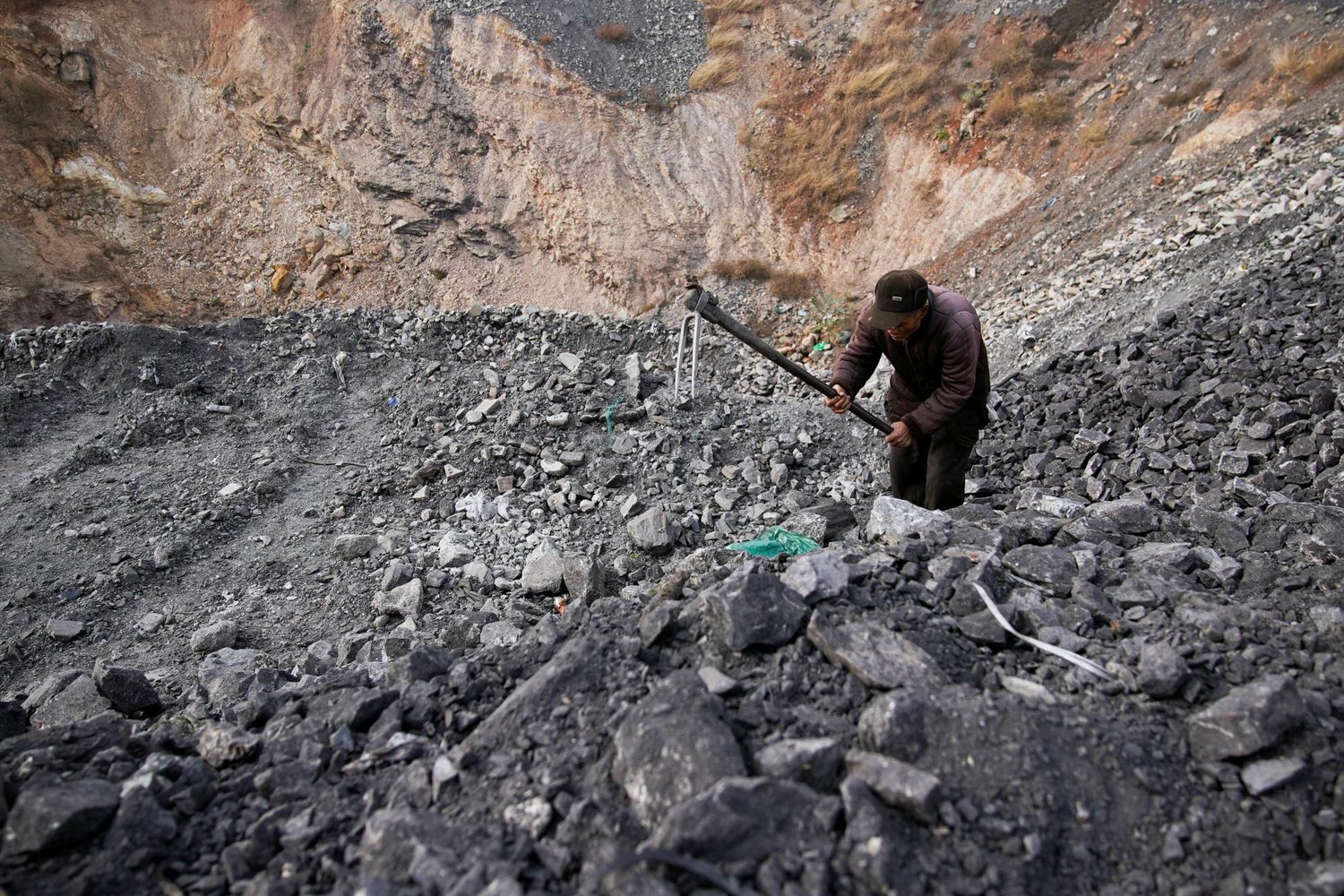 أحد مناجم الفحم في الصين (رويترز)