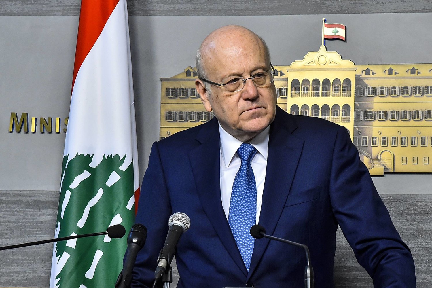 رئيس حكومة تصريف الأعمال اللبنانية نجيب ميقاتي (د.ب.أ)