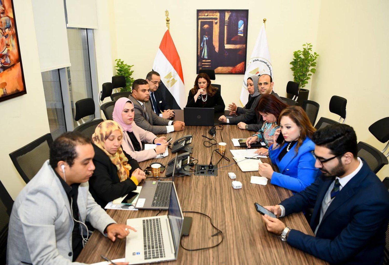 وزيرة الهجرة المصرية تتابع تصويت المصريين في الخارج (وزارة الهجرة المصرية)