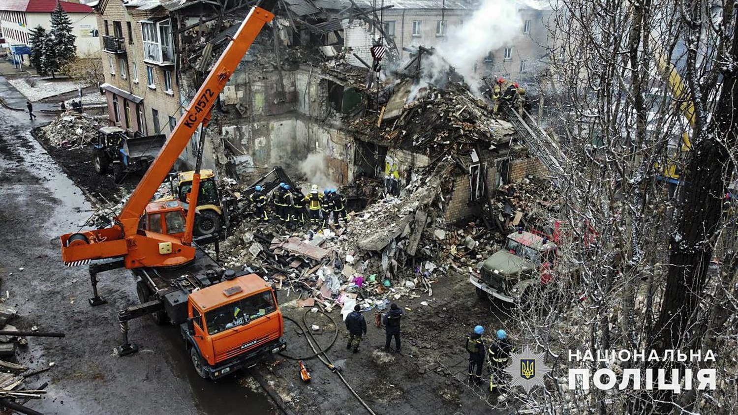 جانب من الدمار جراء القصف الروسي على مدينة دونيتسك الأوكرانية الأسبوع الماضي (إ.ب.أ)