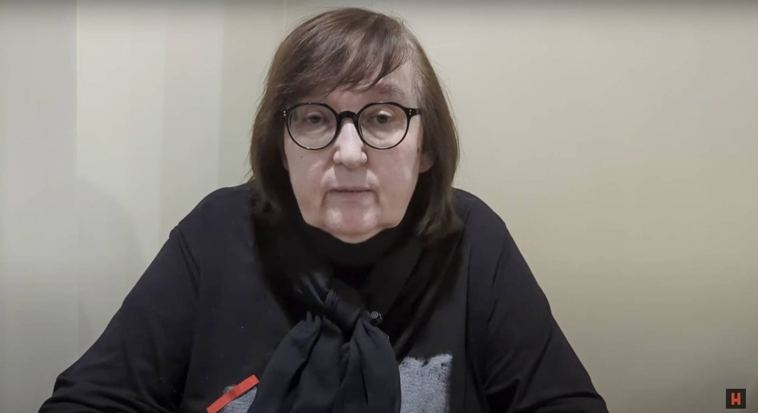 لقطة من فيديو تظهر فيها ليودميلا نافالنايا والدة المعارض الروسي أليكسي نافالني (أ.ب)