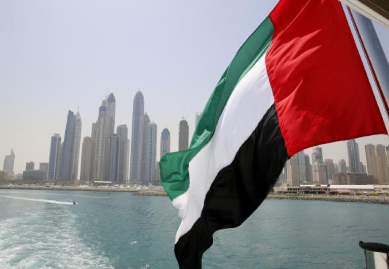 رفعت مجموعة العمل المالي الإمارات من القائمة الرمادية للدول والأقاليم التي تتطلب مزيدا من التدقيق (رويترز)