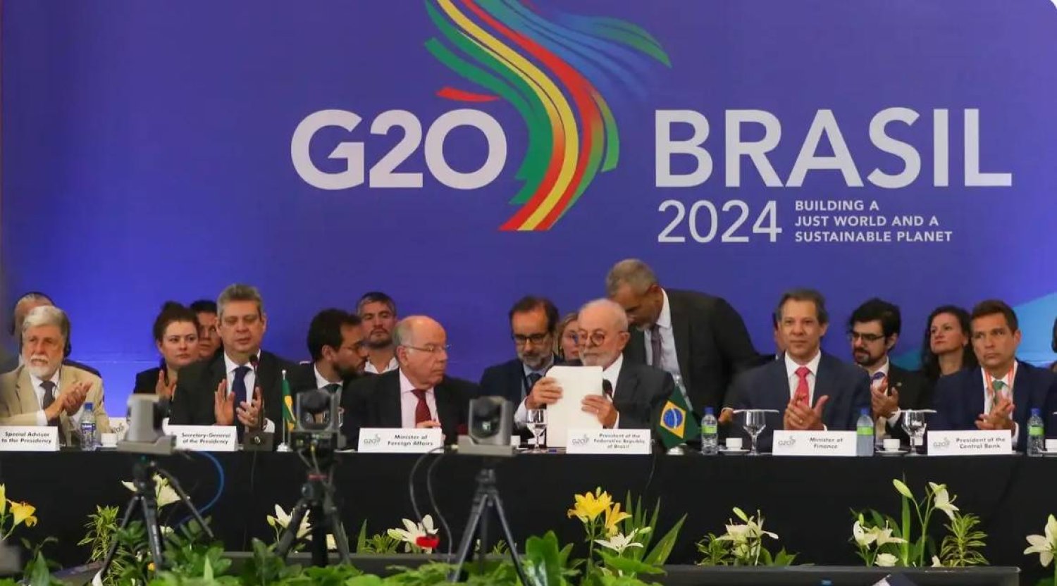 دعا الرئيس البرازيلي لويز إيناسيو لولا دا سيلفا الذي ترأس مجموعة العشرين في 13 ديسمبر إلى إنشاء آليات ضريبية دولية للمساعدة في تمويل التنمية المستدامة (وكالة البرازيل)