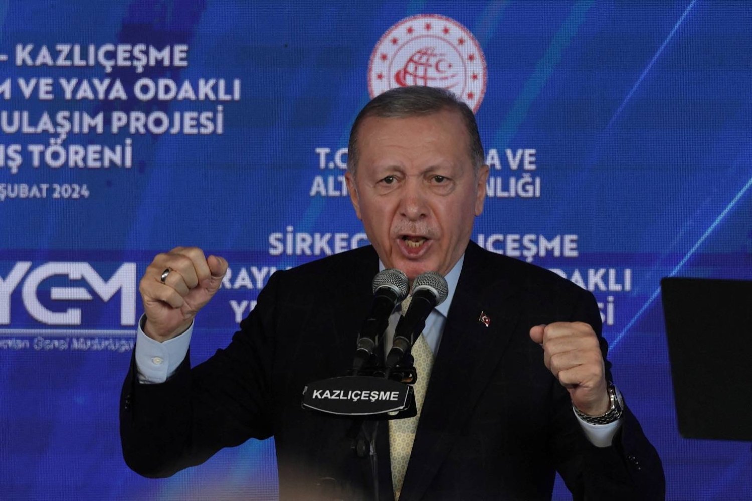 حكومة الرئيس التركي رجب طيب إردوغان دعت إلى محاسبة إسرائيل على انتهاكاتها ضد الفلسطينيين (رويترز)