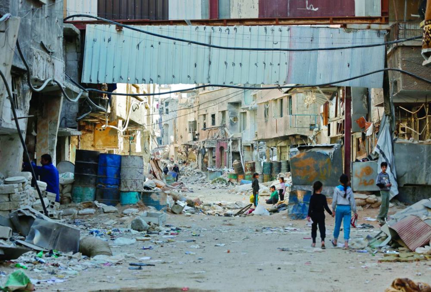 مخيم اليرموك الفلسطيني جنوب دمشق بعد سماح السلطات بعودة بعض السكان ديسمبر 2020 (إ.ب.أ)