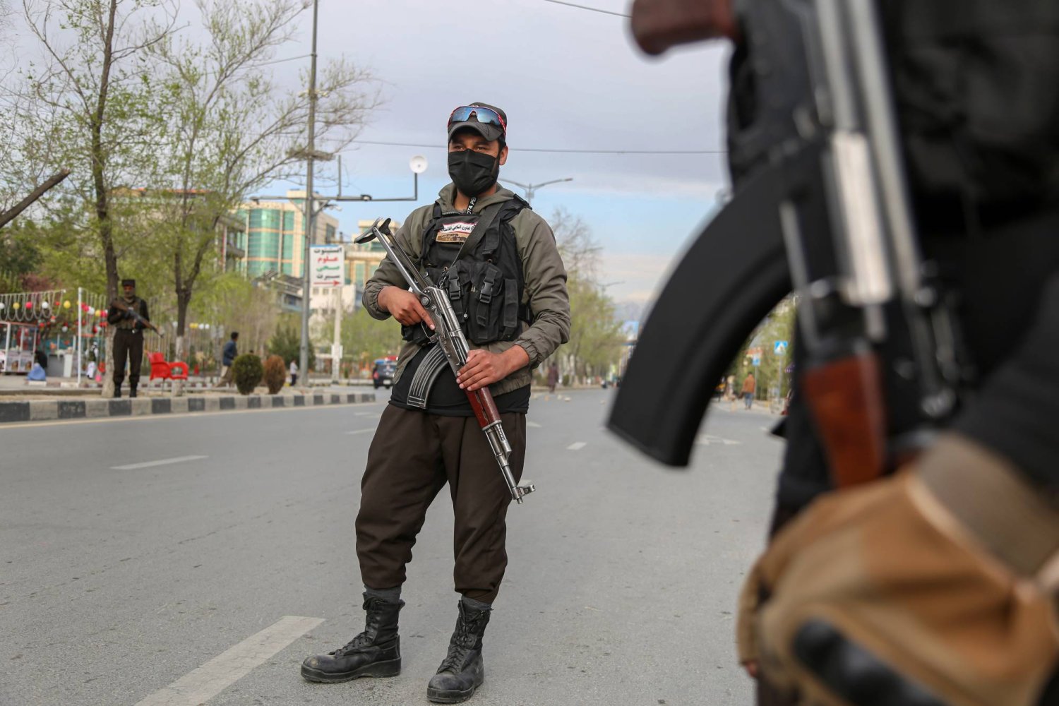 طالبان توقف بث قناتي «باريا» و«نور» لعدم التزامهما بالمبادئ الصحافية (إ.ب.أ)