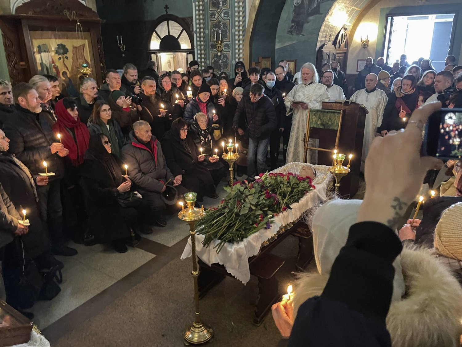 قداس جنازة المعارض الروسي البارز أليكسي نافالني (أ.ب)
