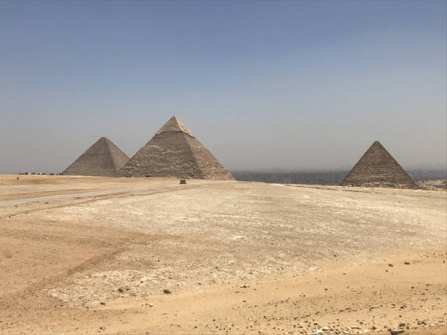 أهرامات الجيزة أبرز معالم القاهرة الكبرى (الشرق الأوسط)