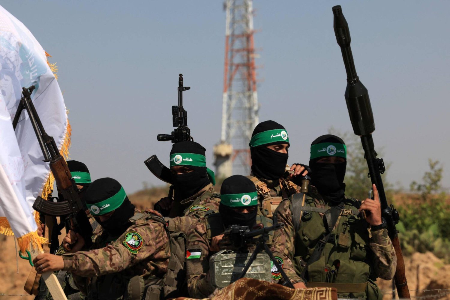 «كتائب القسام» تشارك في عرض عسكري وسط قطاع غزة (أرشيفية - أ.ف.ب)