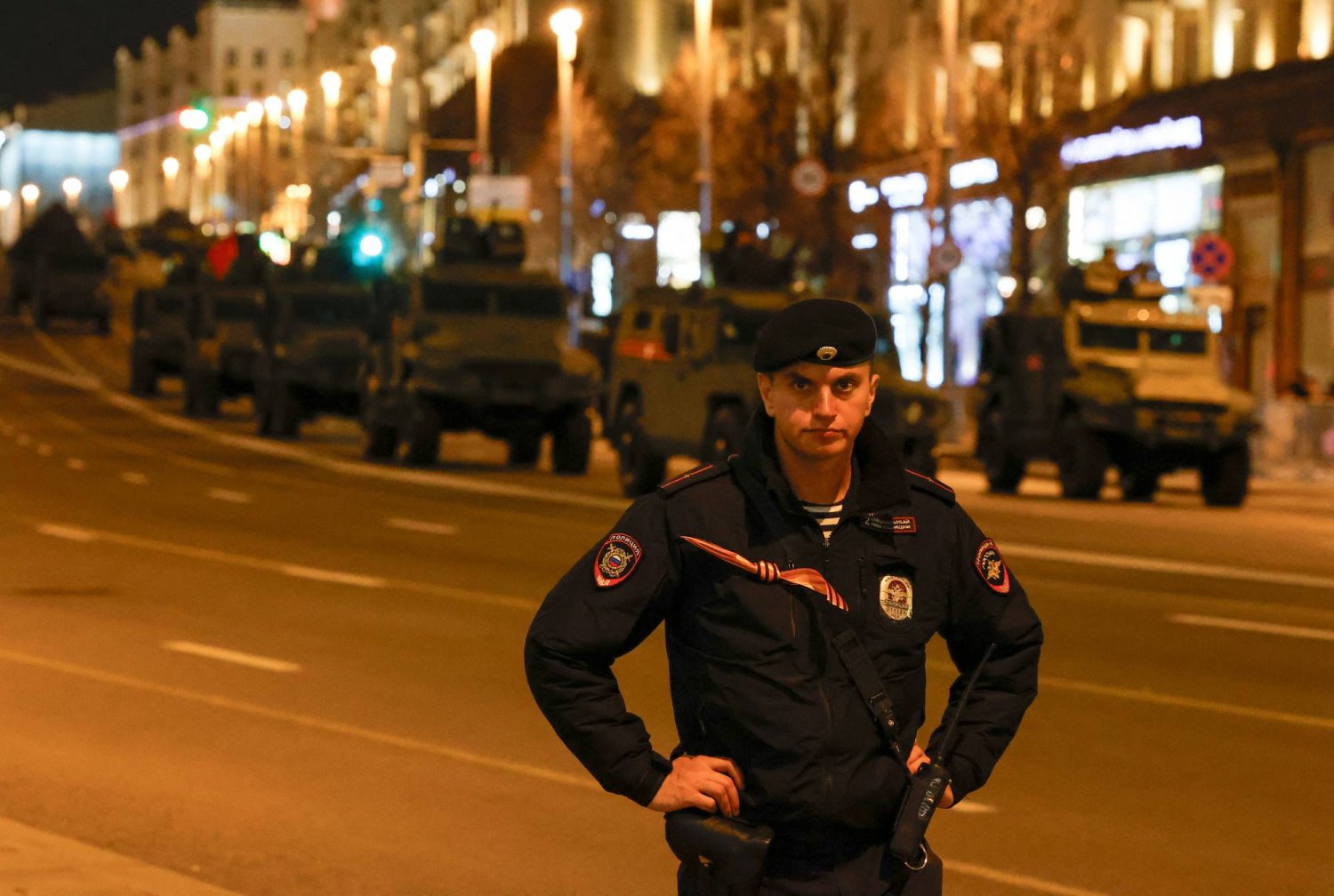 الشرطة الروسية تلاحق مواطناً من موسكو أساء إلى الجيش (رويترز)