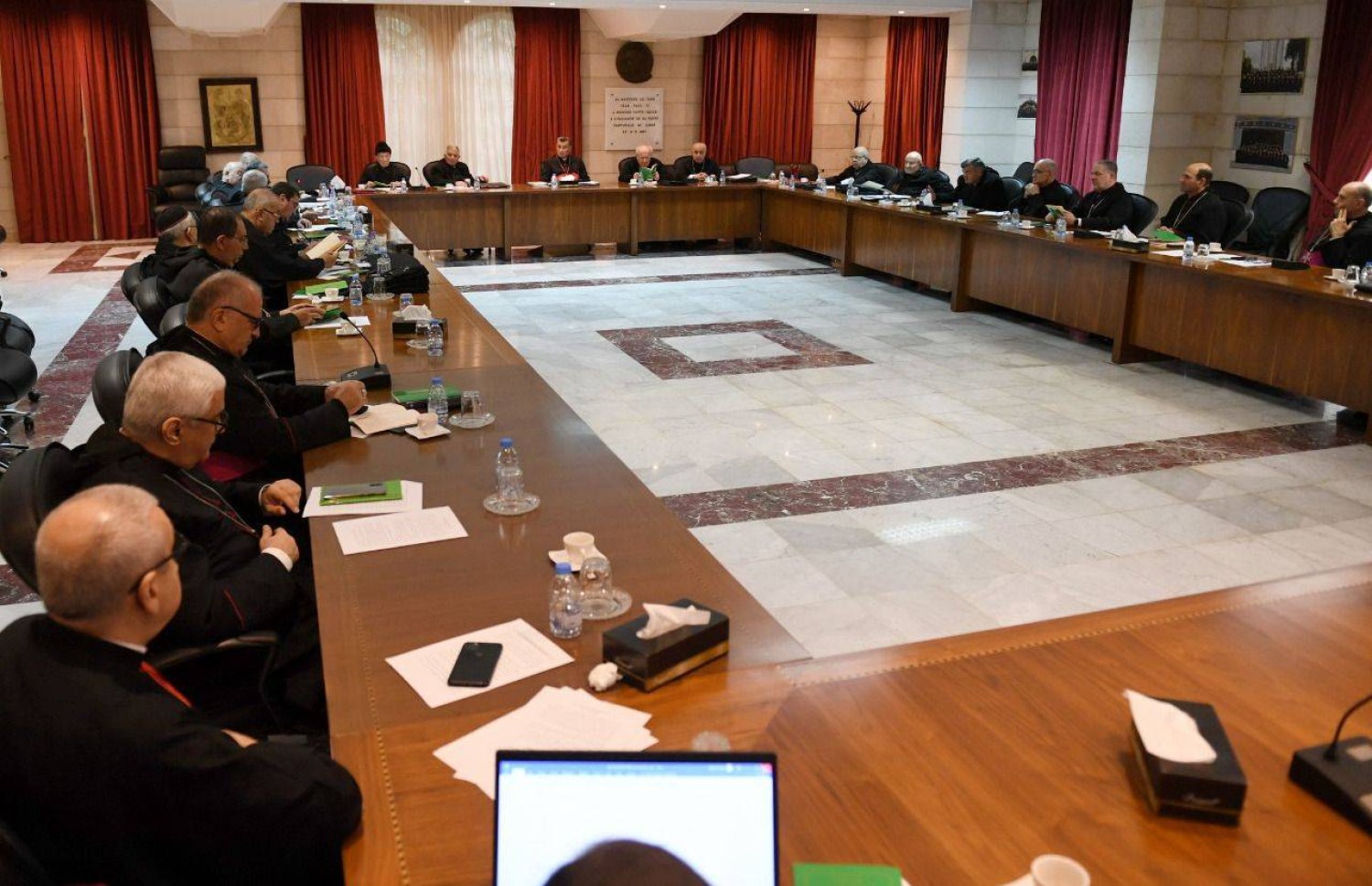 اجتماع المطارنة في بكركي برئاسة البطريرك الماروني بشارة الراعي (الوكالة الوطنية للإعلام)