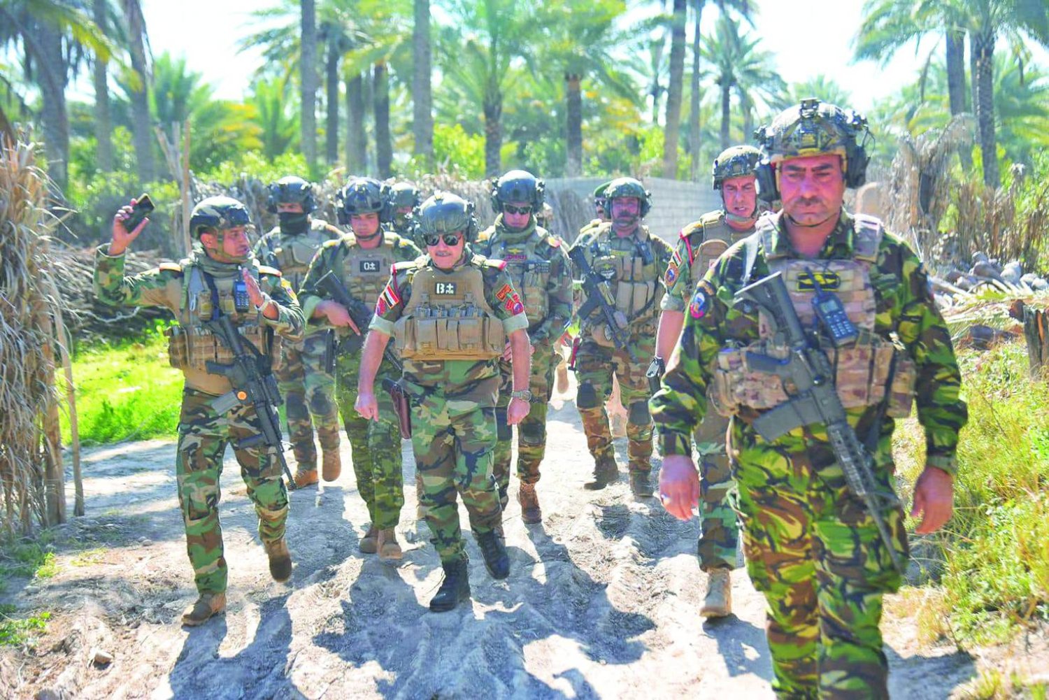 عسكريون عراقيون في مهمة لملاحقة عناصر «داعش» («الدفاع» العراقية)