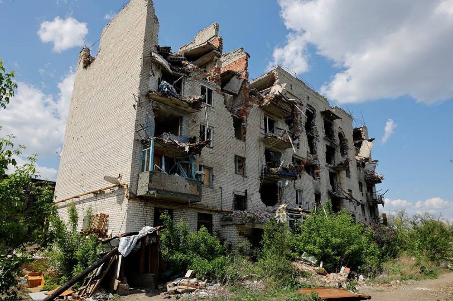  A view shows an apartment block destroyed in the course of Russia-Ukraine conflict in the town of Popasna in the Luhansk region, Russian-controlled Ukraine, May 2, 2024. (Reuters)