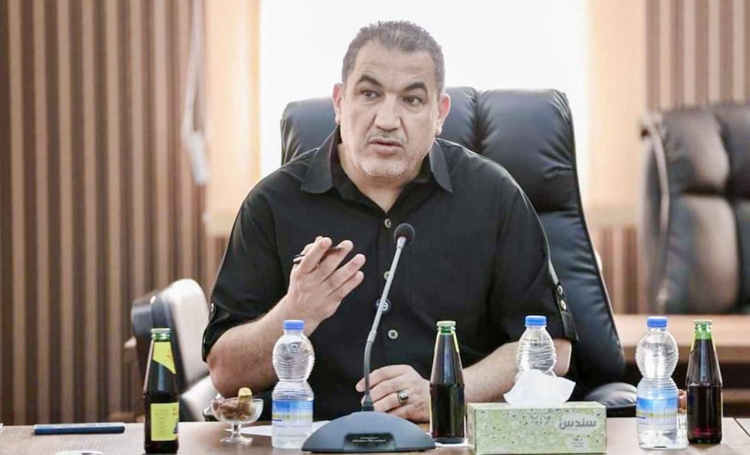 وزير الداخلية بالحكومة المكلفة من مجلس النواب اللواء عصام أبو زريبة (المكتب الإعلامي للوزير)