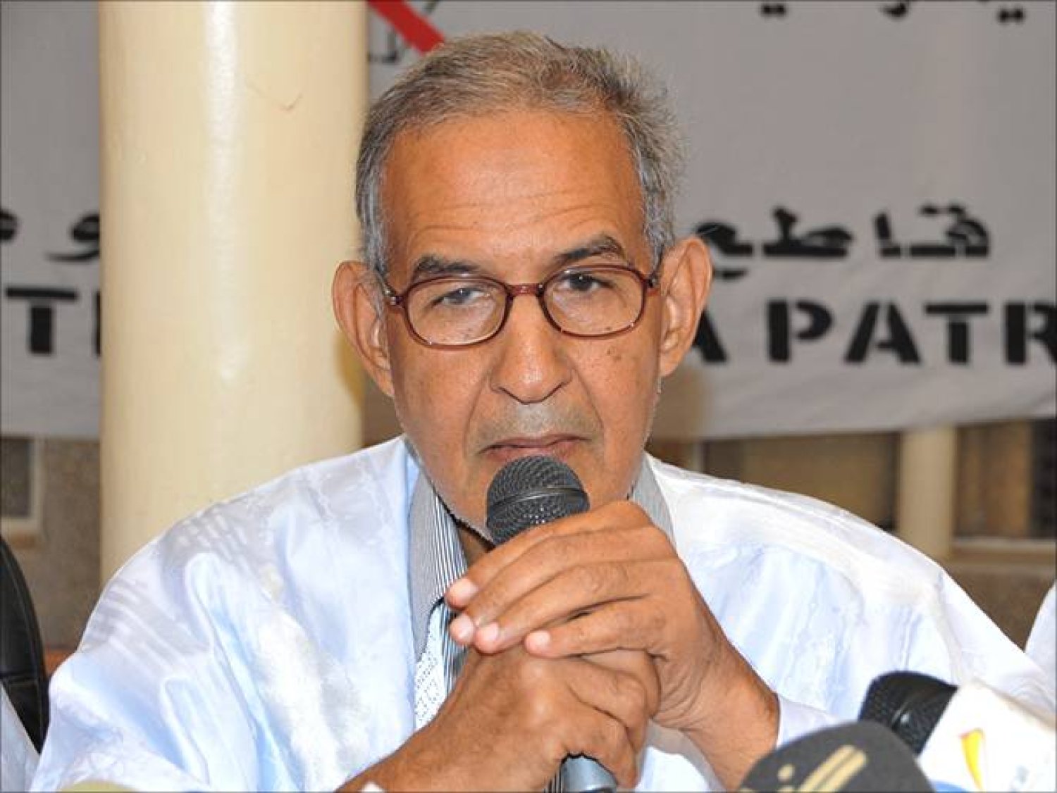 أحمد ولد داداه أعلن دعمه للرئيس الحالي دون الرجوع لقيادات الحزب (الشرق الأوسط)