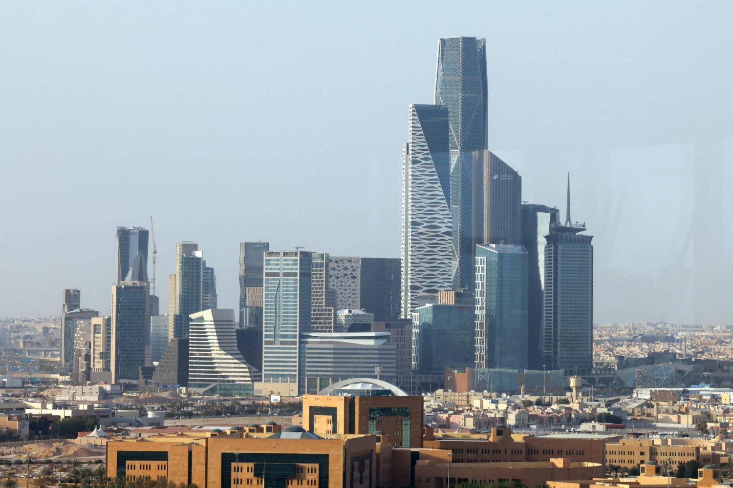 رجَّح التقرير الصادر عن بنك الرياض نمو القطاع الخاص غير النفطي بواقع 4.5 % هذا العام (واس)