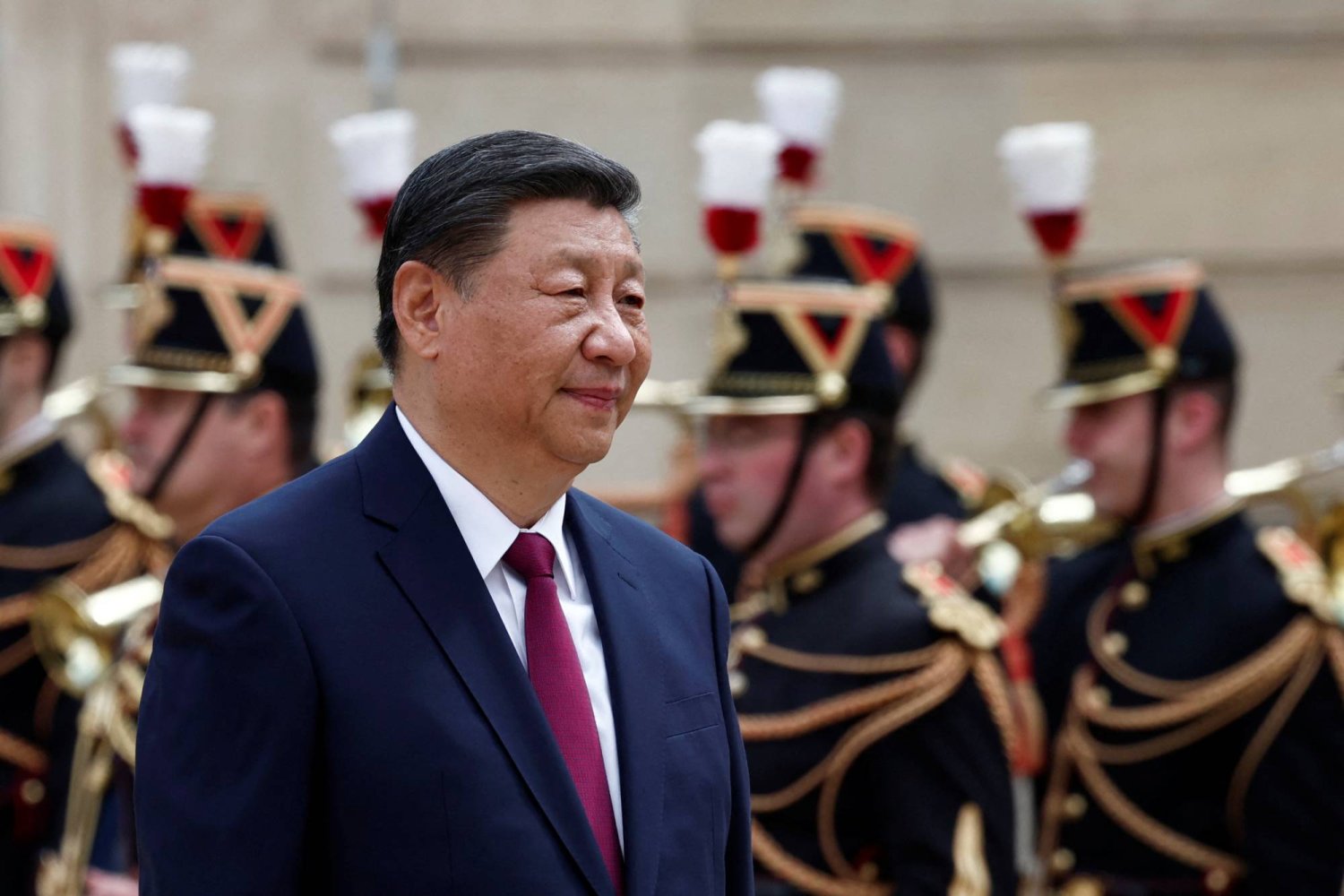 الرئيس الصيني شي جين بينغ (رويترز)