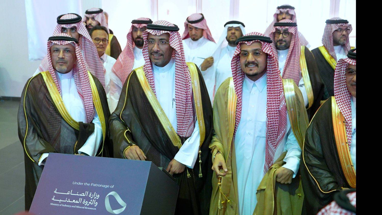 وزير الصناعة والثروة المعدنية خلال افتتاحه لـ«أسبوع الرياض الدولي للصناعة 2024» (تصوير: تركي العقيلي)