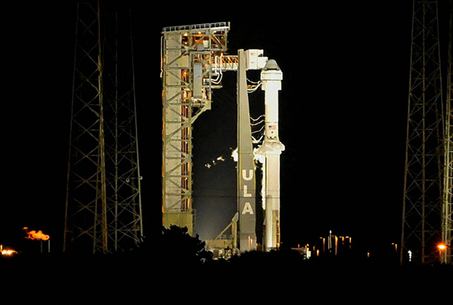 الصاروخ الفضائي «أطلس 5» (رويترز)