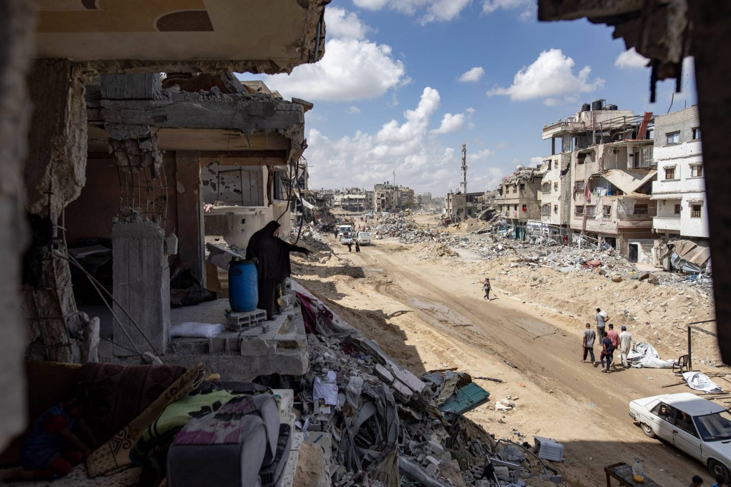 دمار 75% من مدينة غزة (إ.ب.أ)