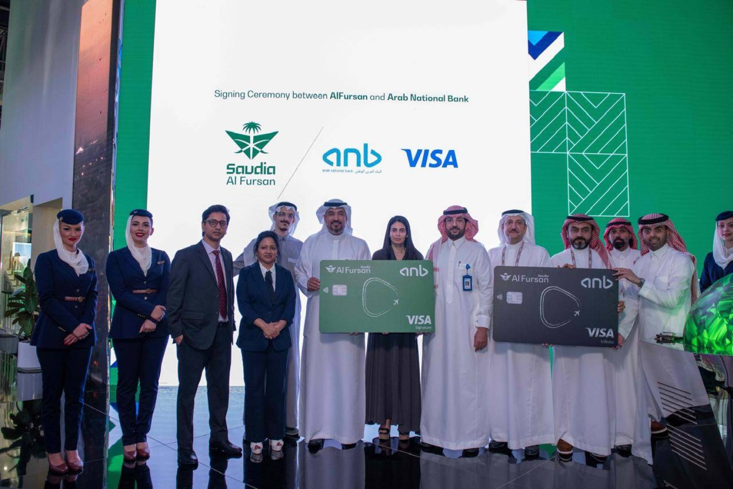الاتفاقية ستمنح حاملي البطاقات من عملاء البنك العربي من أعضاء برنامج الولاء «الفرسان» بُعداً جديداً من التميز (الشرق الأوسط)