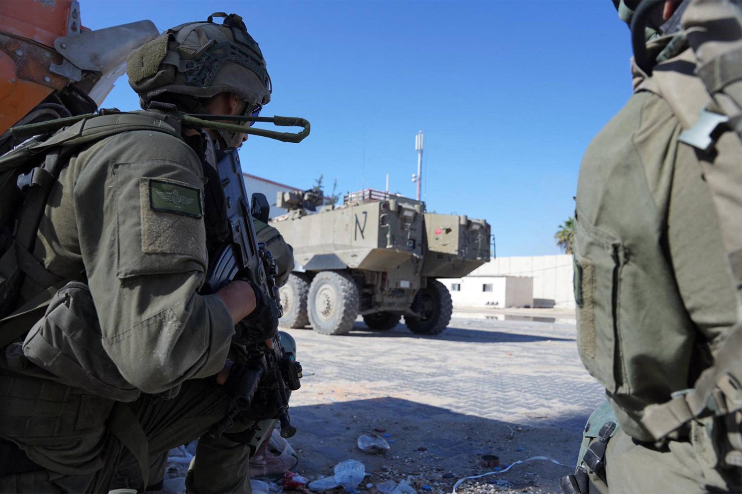 قوة إسرائيلية في رفح اليوم الأربعاء (الجيش الإسرائيلي - أ.ف.ب)