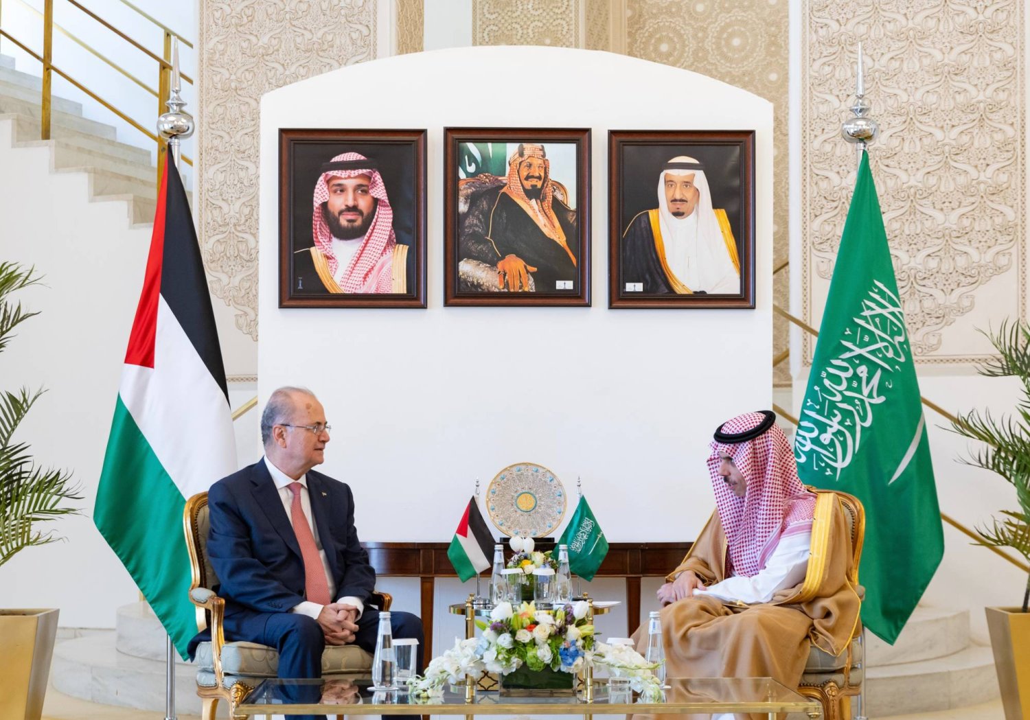 الأمير فيصل بن فرحان يستقبل محمد مصطفى في الرياض (الخارجية السعودية)