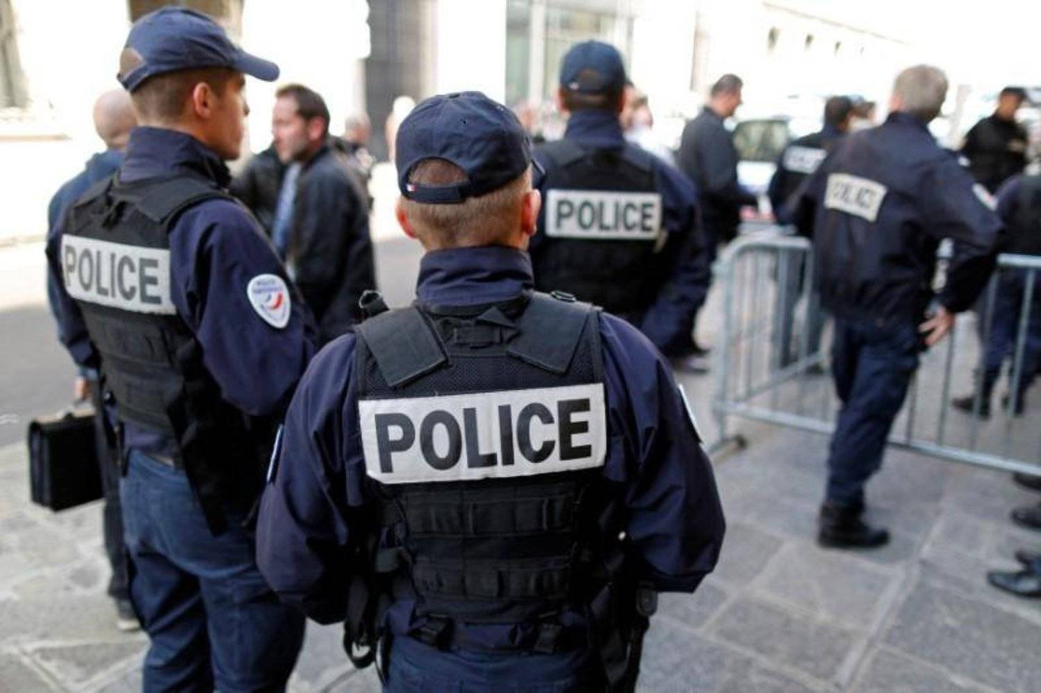 أفراد من الشرطة الفرنسية (رويترز - أرشيفية)

