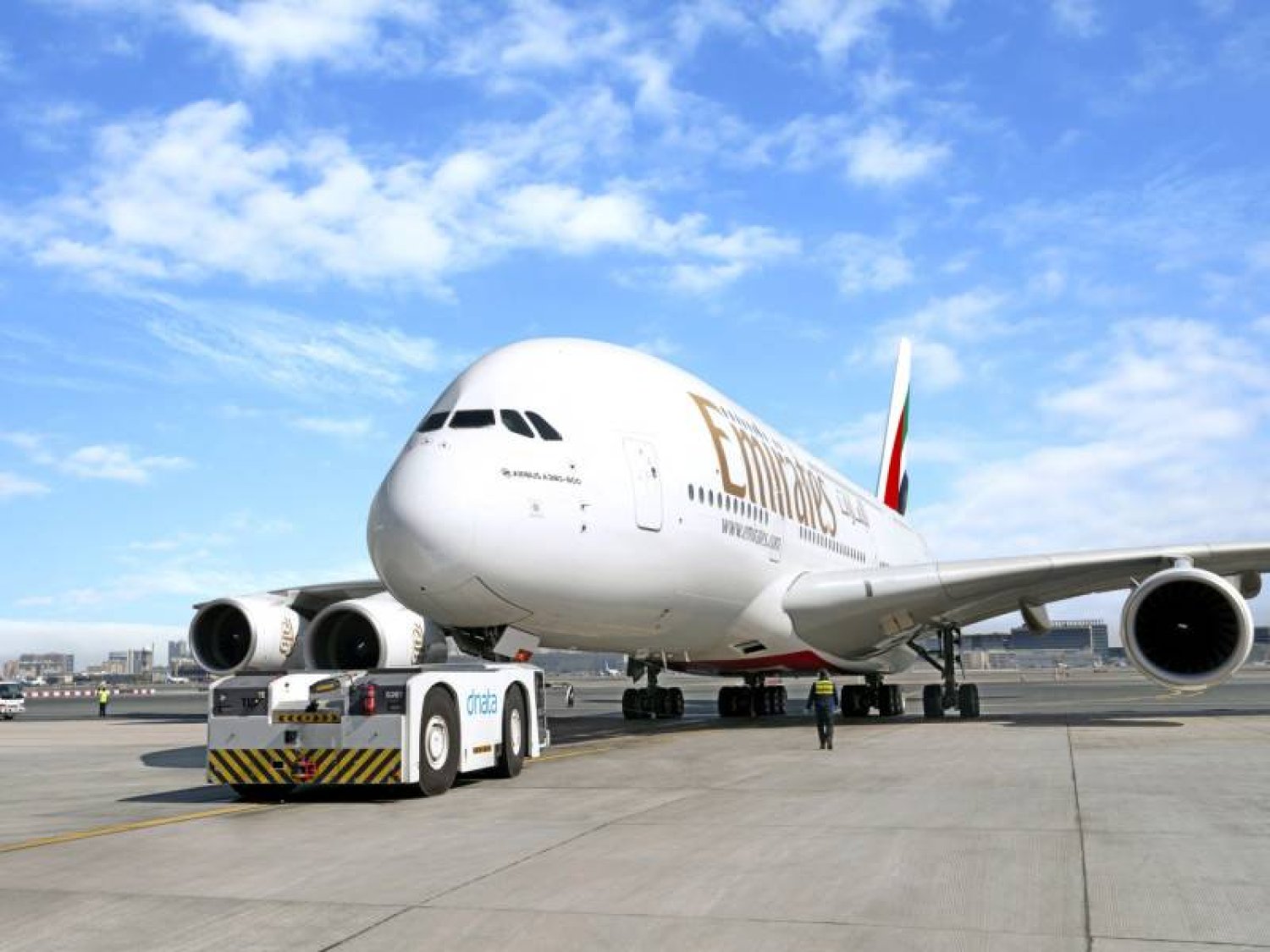 حققت «طيران الإمارات» أفضل نتائجها المالية على الإطلاق بأرباح بلغت 17.2 مليار درهم (4.7 مليار دولار). (الشرق الأوسط)