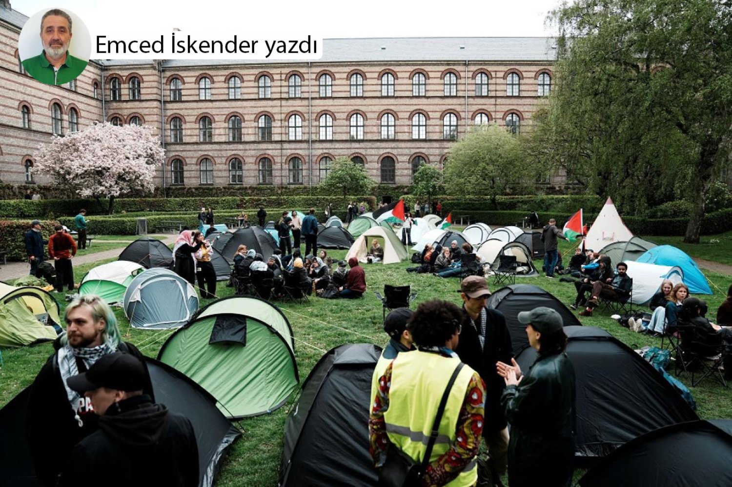 Danimarka’nın başkentindeki Kopenhag Üniversitesi kampüsünde bir öğrenci kampı, 6 Mayıs Pazartesi (Reuters)