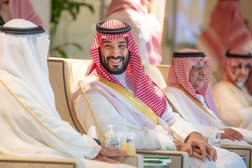 الأمير محمد بن سلمان ولي العهد السعودي يشهد المباراة النهائية لكأس الملك في جدة (واس)
