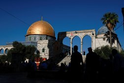 اقتحم المستوطنون اليهود المسجد الأقصى مراراً خلال الأسابيع الماضية (رويترز)