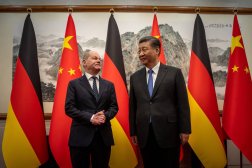 الرئيس الصيني شي جينبينغ يستقبل المستشار الألماني أولاف شولتس (د.ب.أ)
