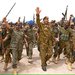 قائد الجيش السوداني الفريق عبد الفتاح البرهان خلال جولة في قاعدة فلامنغو البحرية في بورتسودان في أغسطس الماضي (أ.ف.ب)