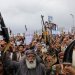 تجمع لأتباع الحوثيين في صنعاء دعا إليه زعيم الجماعة لاستعراض القوة (رويترز)